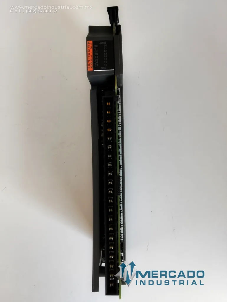 Modulo electrónico 120 vac modelo 1771-0AD/C marca Allen-Bradley