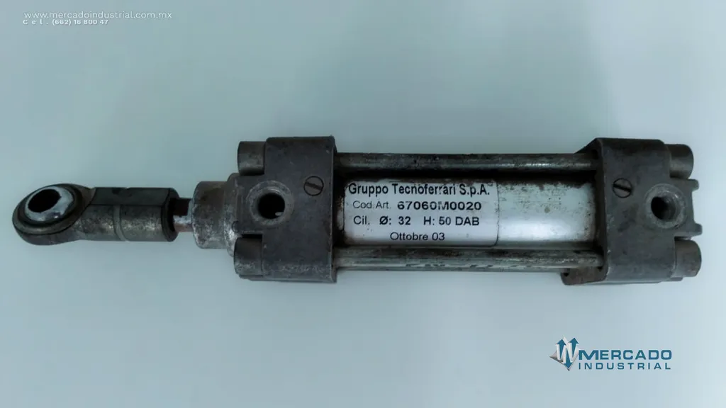 Pistón neumático compacto 114 mm modelo 67060M0020 marca TECNOFERRARI