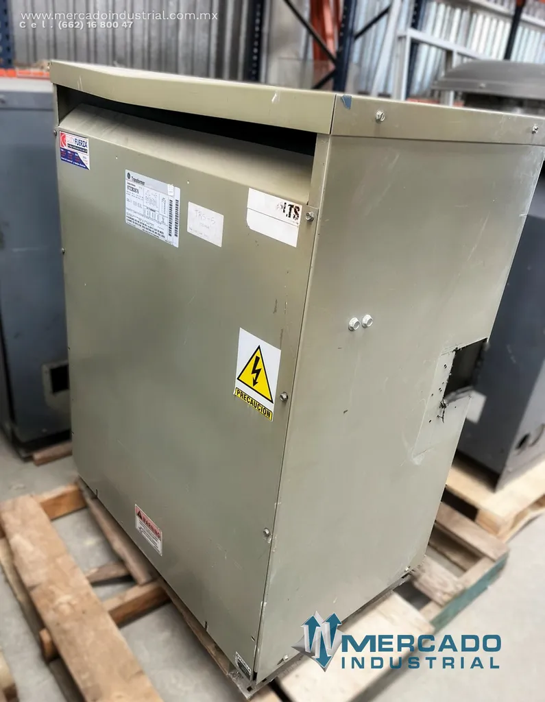 Transformador seco 150.0 KVA 480-208/120V modelo 9T23B3876 marca GENERAL ELECTRIC