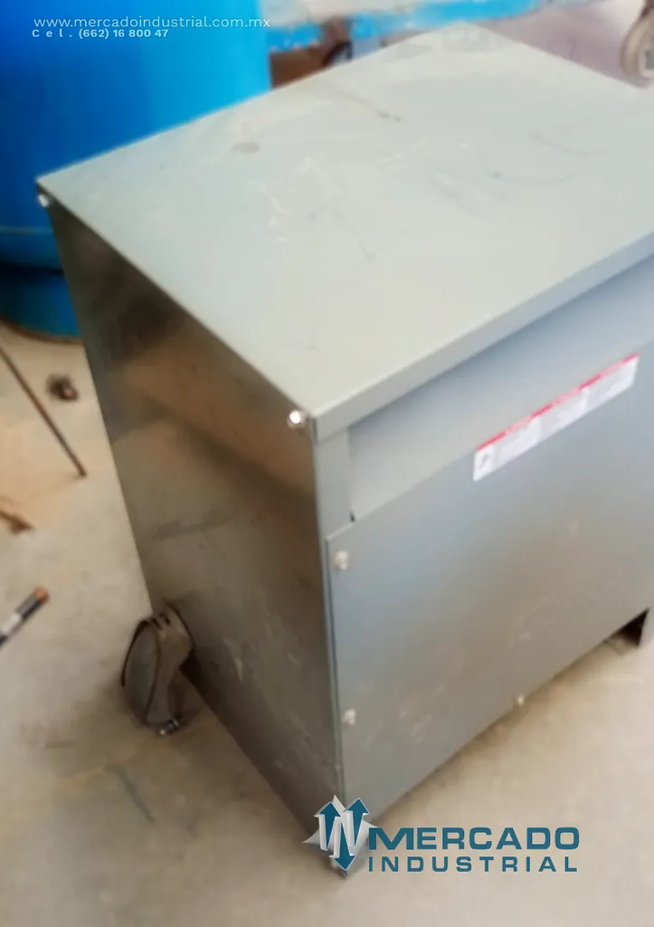 Transformador seco 30 KVA 480-220Y/127V modelo 30T132H marca SQUARE D
