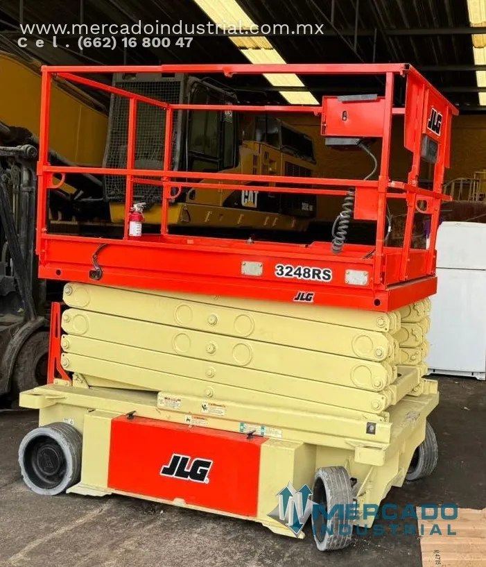 Plataforma eléctrica de tijera modelo 3248RS marca JLG
