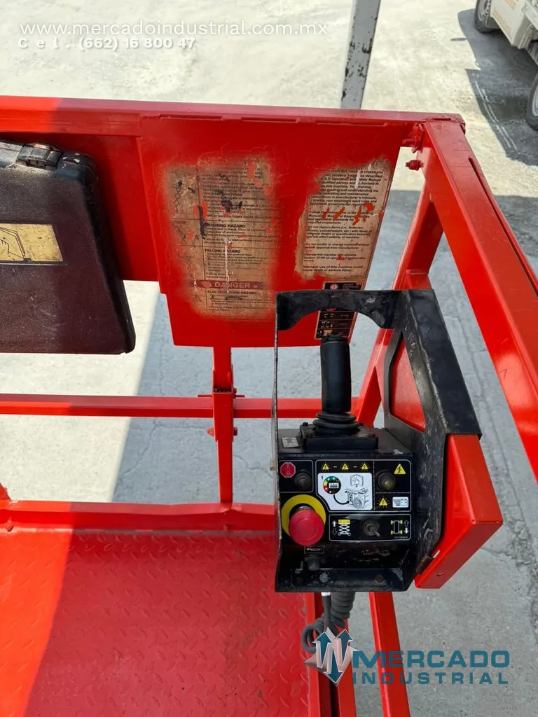 Plataforma eléctrica de tijera modelo 3248RS marca JLG
