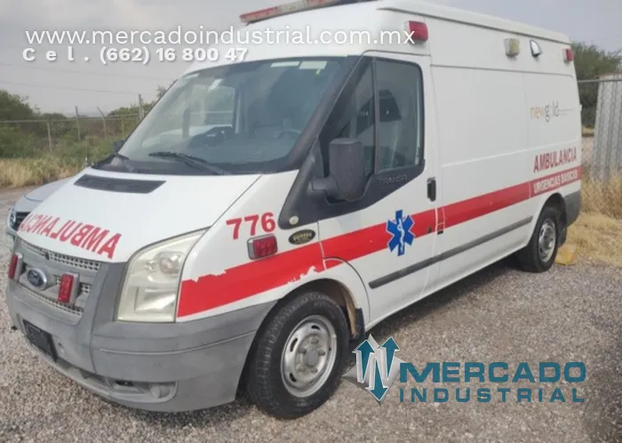 Ambulancia cabina ford 2013 modelo AB/72 marca Quiroga