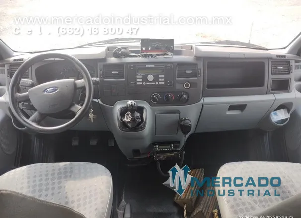 Ambulancia cabina ford 2013 modelo AB/72 marca Quiroga