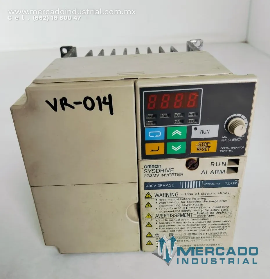 Variador de frecuencia AC 1.5 KW 380-460V modelo 3G3MV-C4037 marca OMRON