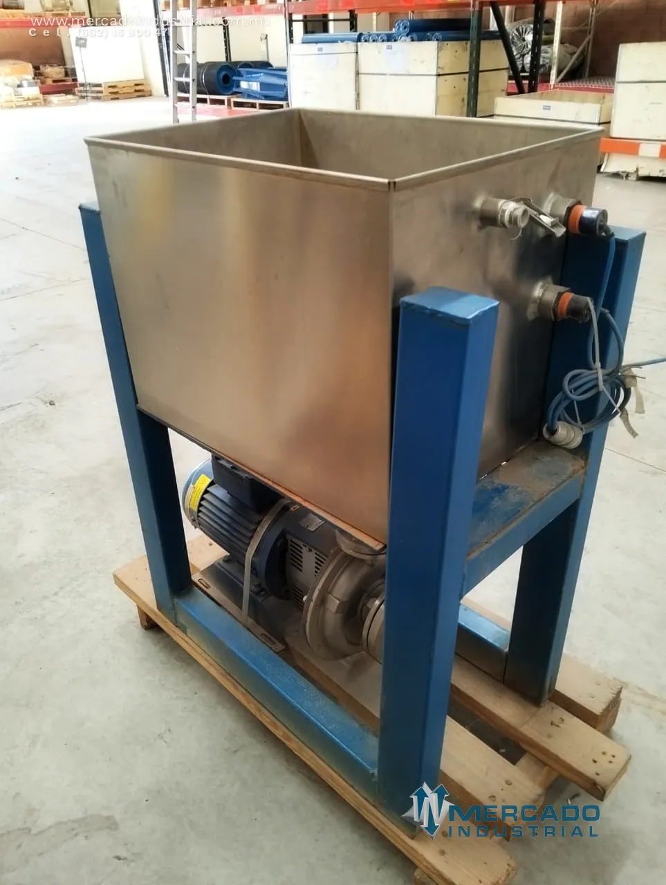 Bomba centrífuga de acero inoxidable 1 3/4 x 2 1/4" 1.5 kW modelo HD 25-160/E.020 marca SALVATORE