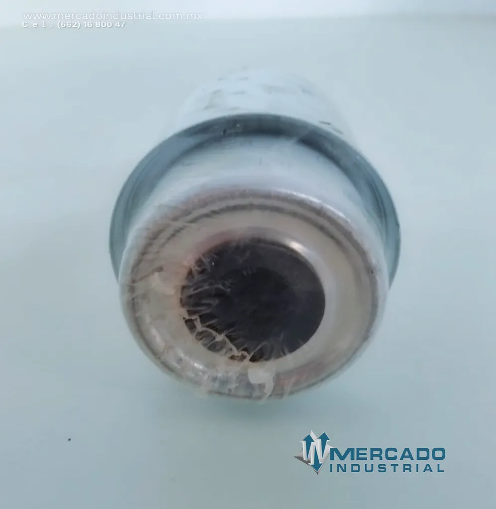 Filtro de gasolina modelo P551423 marca DONALDSON