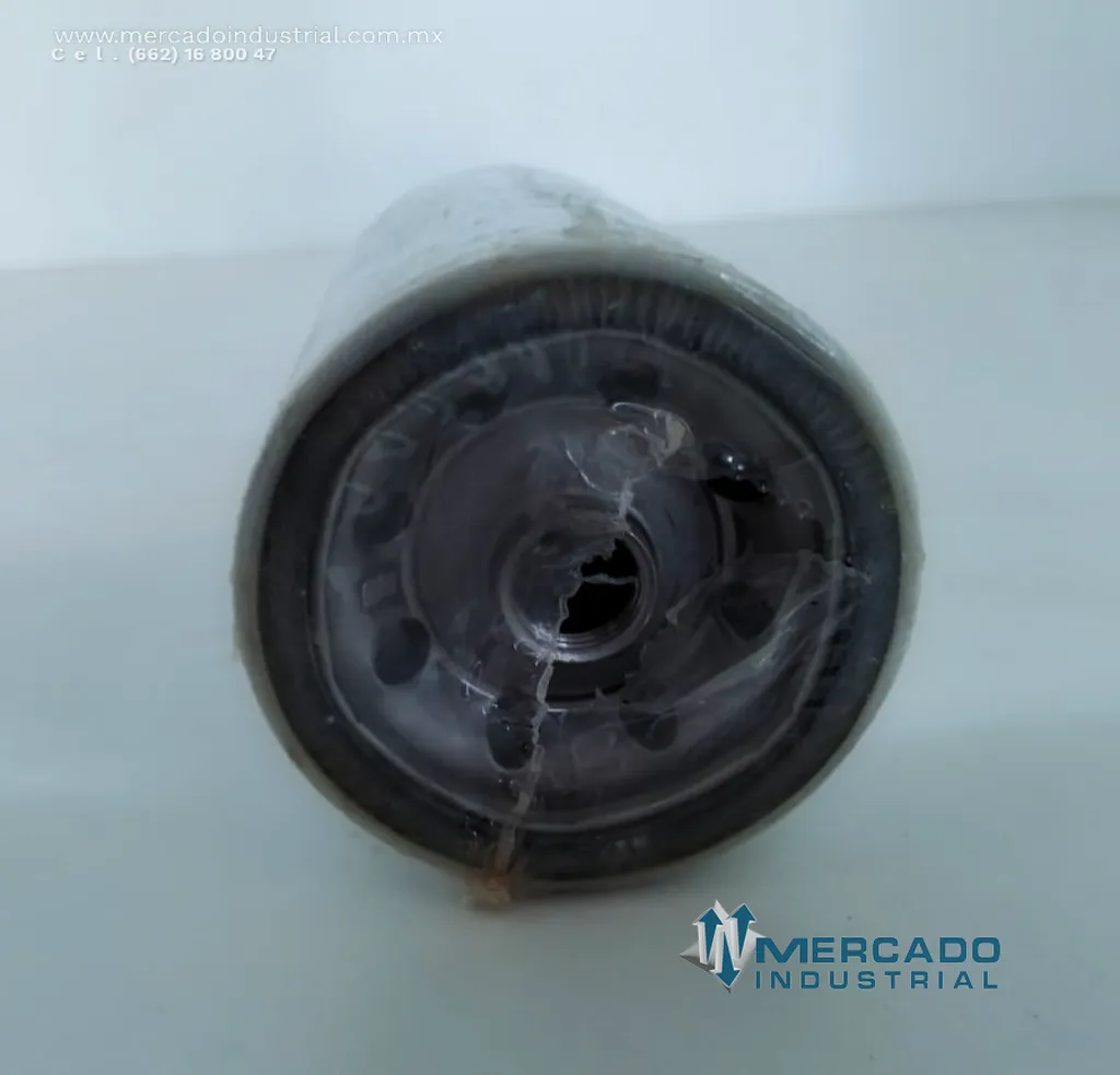 Filtro de gasolina modelo P550587 marca DONALDSON