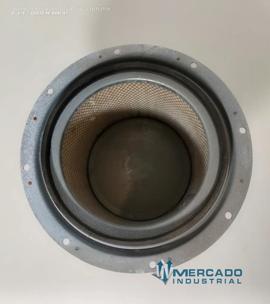 Filtro de aire modelo AF4874 marca FLEETGUARD