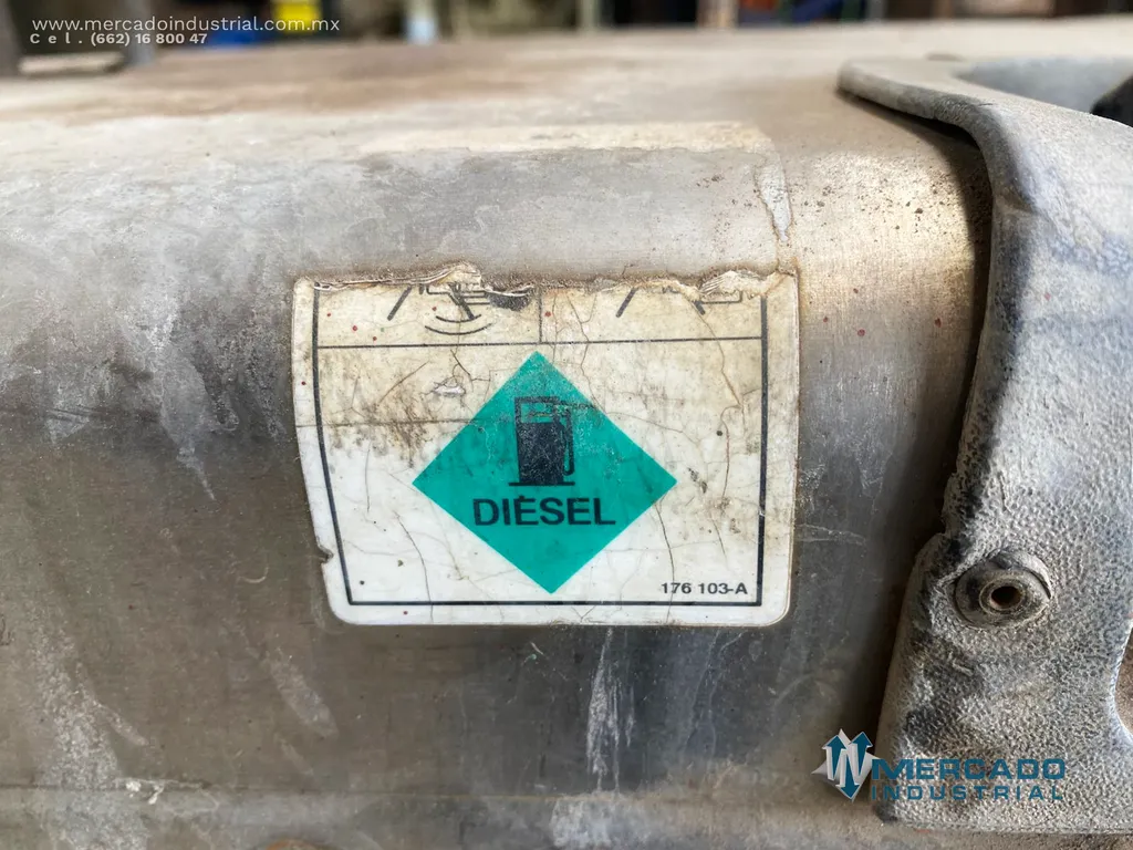 Generador soldador de diésel 20 kW modelo D400 marca RED-D-ARC-WELDER