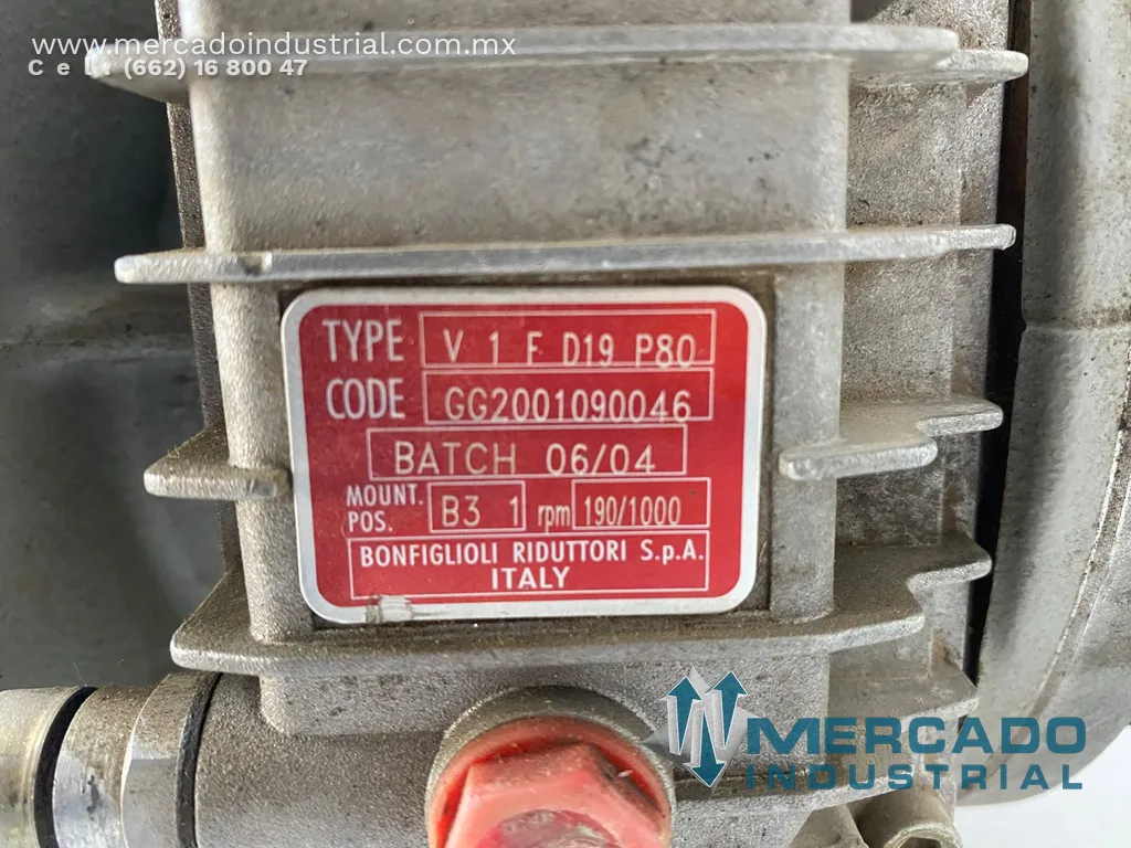 Reductor 190/1000 RPM tipo V 1 F D19 P80 marca Bonfiglioli