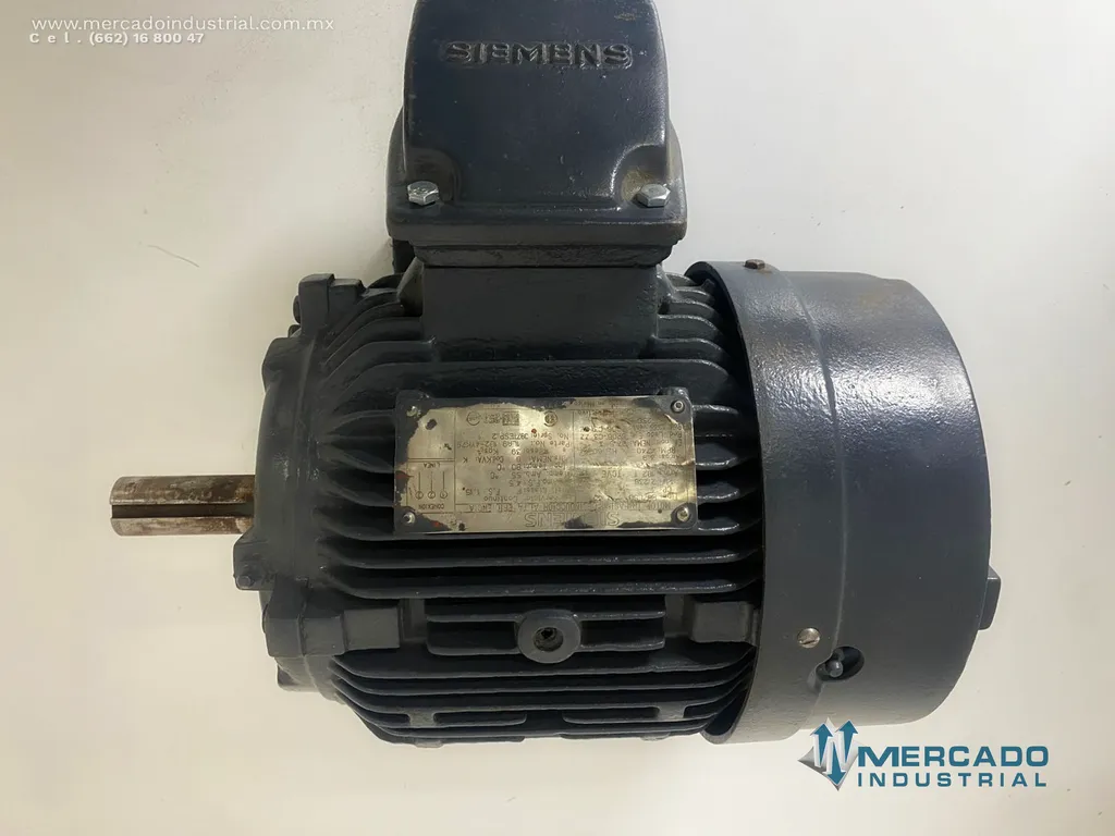 Motor eléctrico trifásico 3 HP 4 polos 1740 RPM marca Siemens