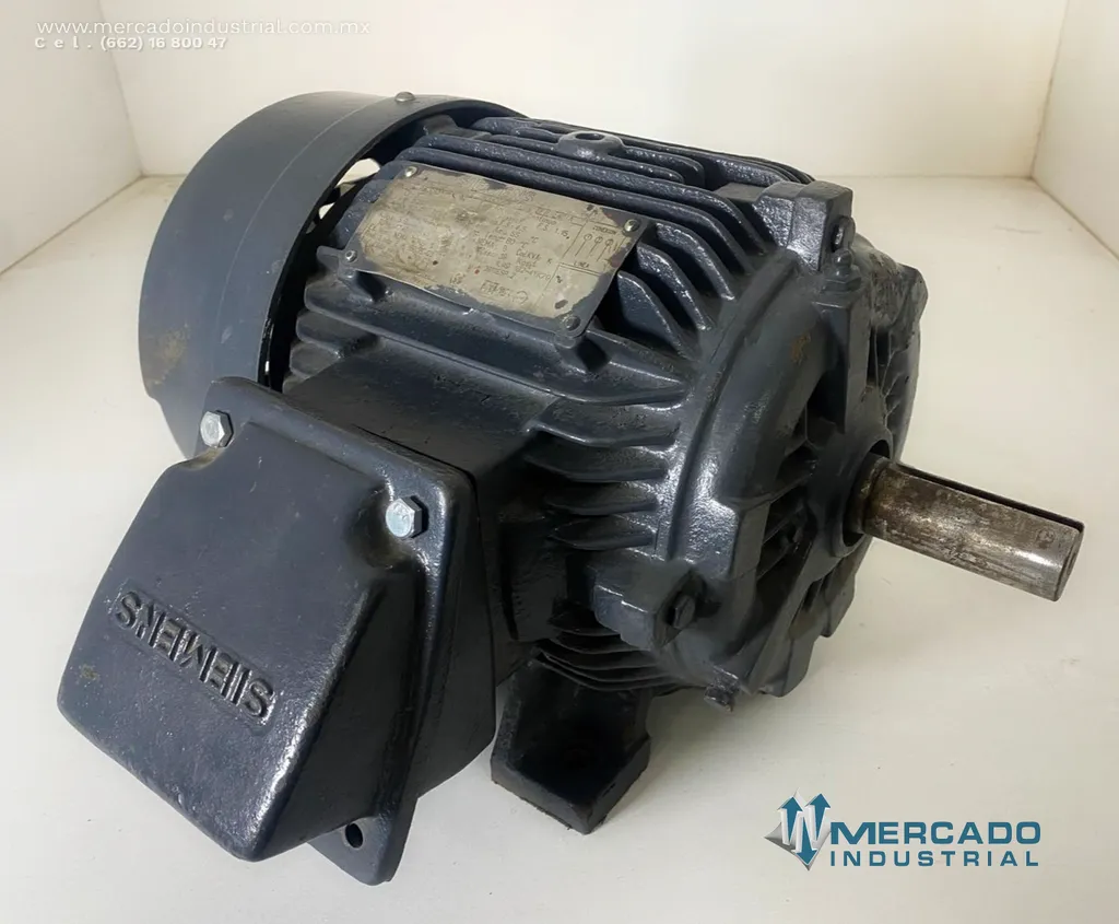 Motor eléctrico trifásico 3 HP 4 polos 1740 RPM marca Siemens