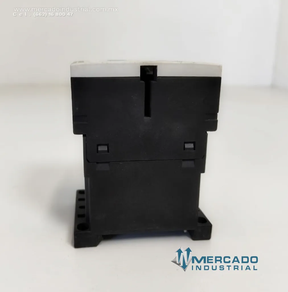 Contactor auxiliar de 4 contactos 10 AMP 690V modelo 3RH1140-1AK60 marca SIEMENS