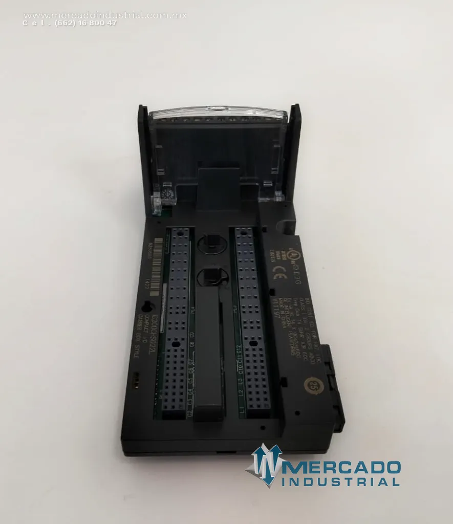 Base de terminales de 18 circuitos modelo IC200CHS022L marca EMERSON
