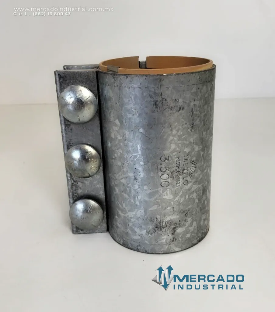 Acoplador de tubería de acero galvanizado 3 1/2'' marca METFLO