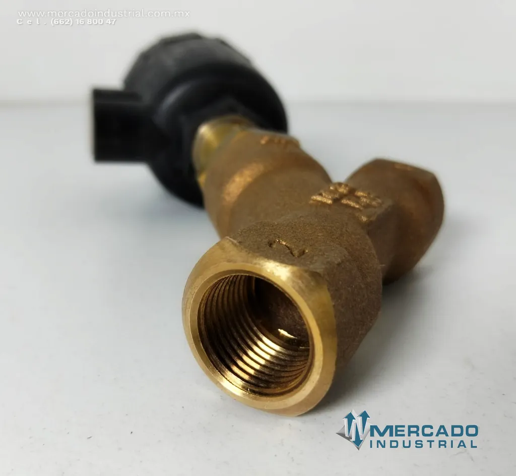 Válvula de asiento angular 0 a 16 bar tipo 2000-A marca Burkert
