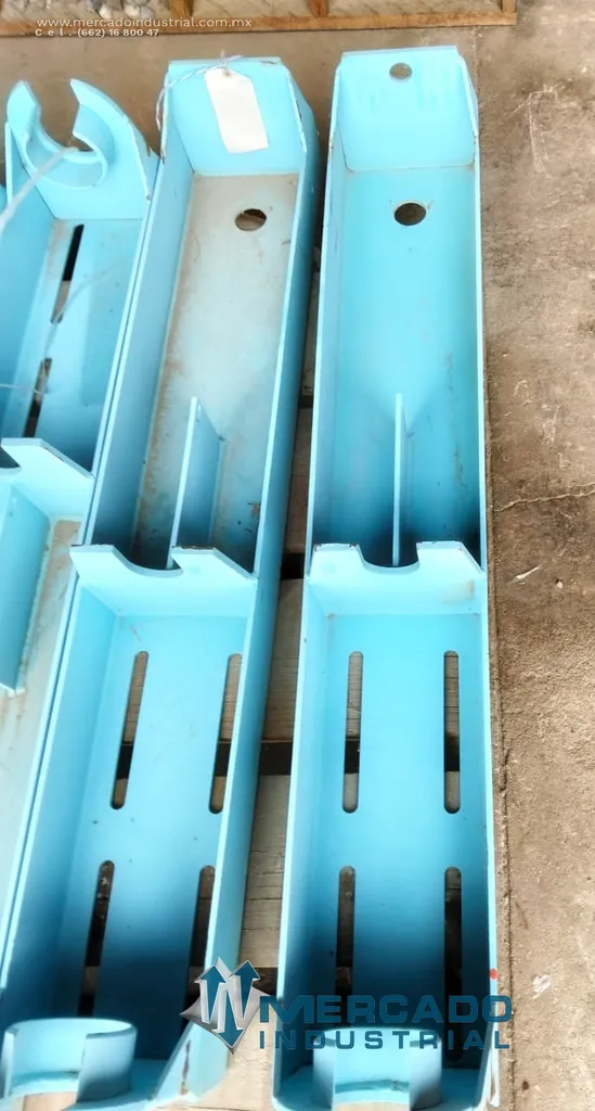 Bracket de ensamblaje 50" parte MP-0205-B marca Mamipa