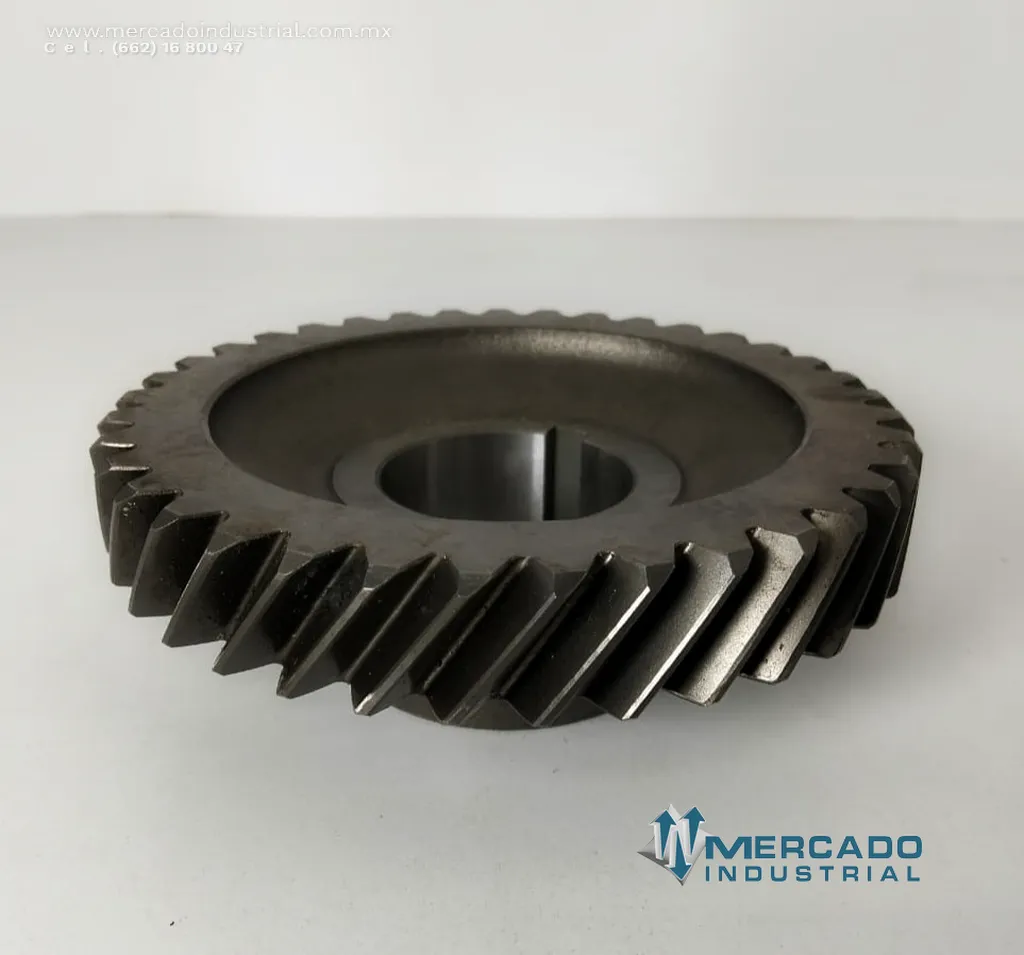 Engranaje helicoidal 2 3/16" marca Tremec