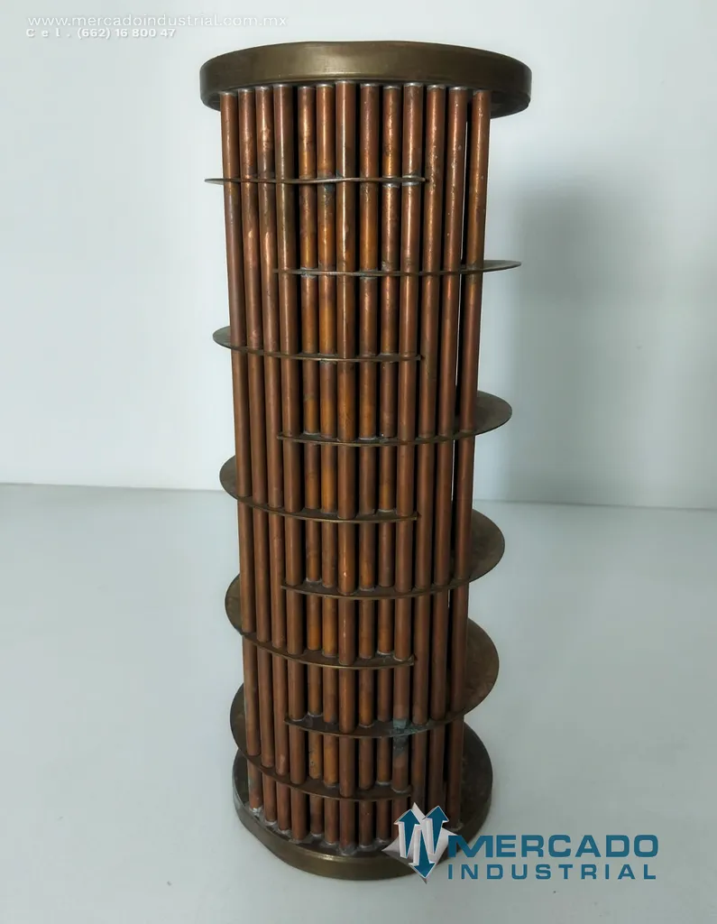 Núcleo de enfriador de aceite parte 3021581 marca Cummins