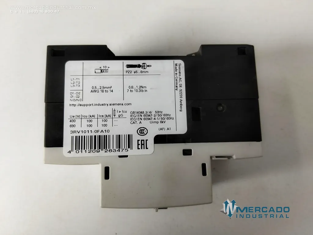 Interruptor guardamotor 0.5 AMP 690 VAC modelo 3RV1011-0FA10 marca Siemens