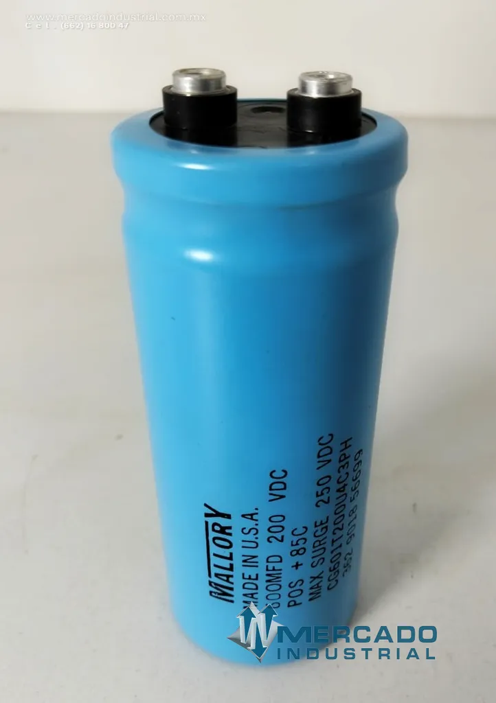 Capacitor electrolítico de potencia 600 MFD 200VDC modelo CG601T200U4C3PH marca Mallory