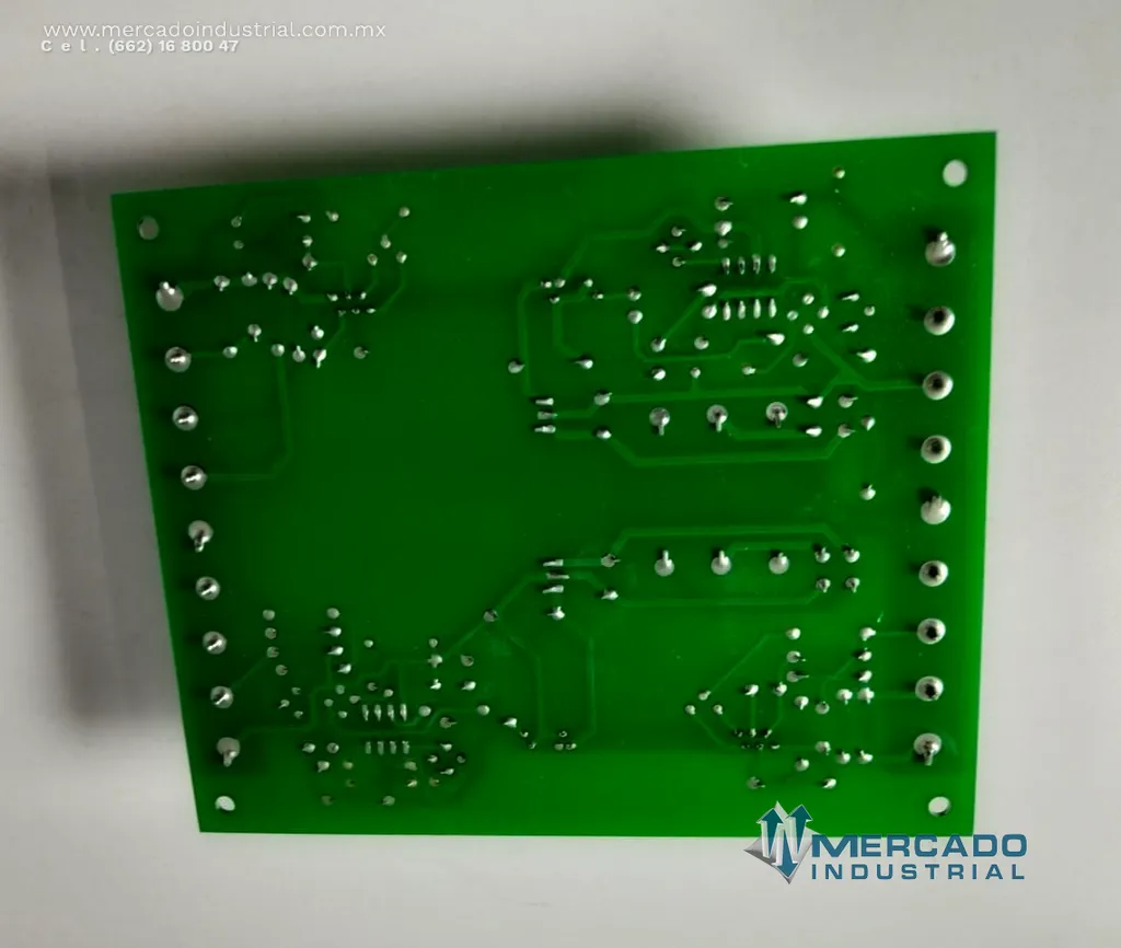 Transformador de potencia 4.4 AMP 115 V modelo PC-34-125 marca Triad Magnetics