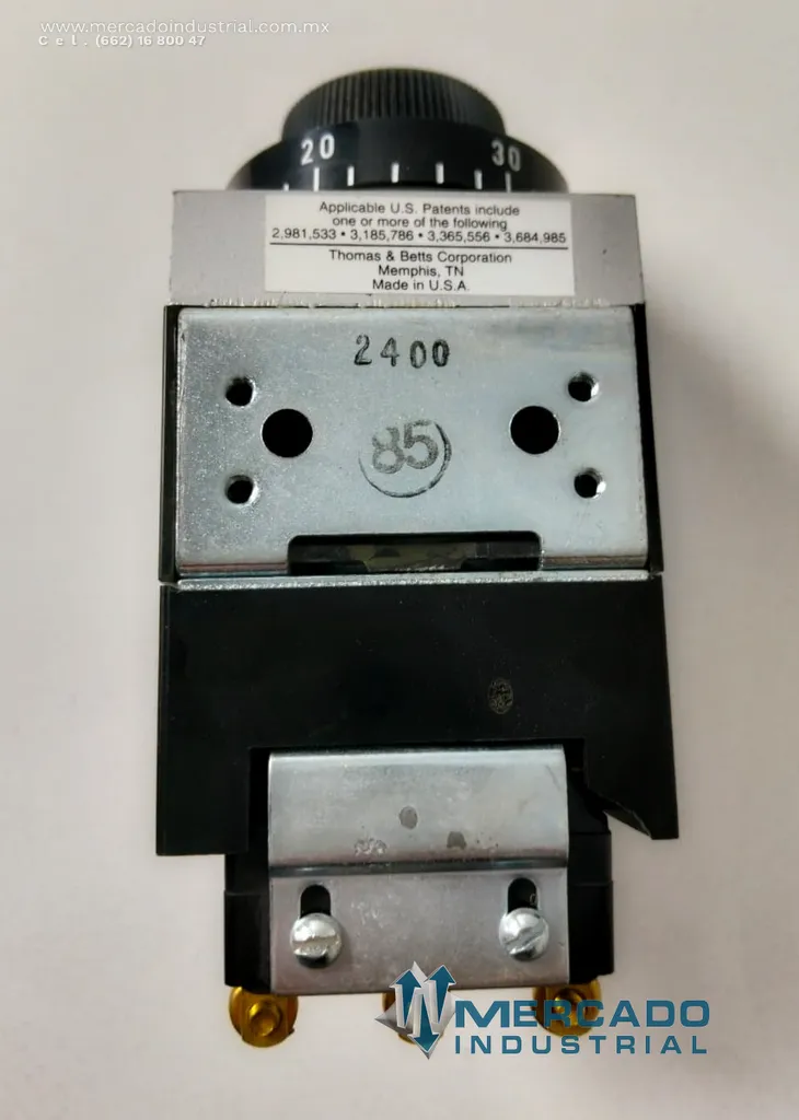 Relé temporizador electromecánico 600 VAC 15 A modelo 7022ADT marca AGASTAT