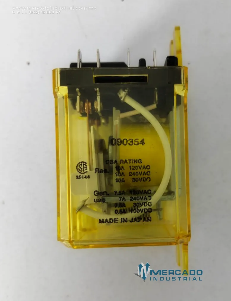 Relé electromecánico DC 110V modelo RR2BA-UCL marca IDEC