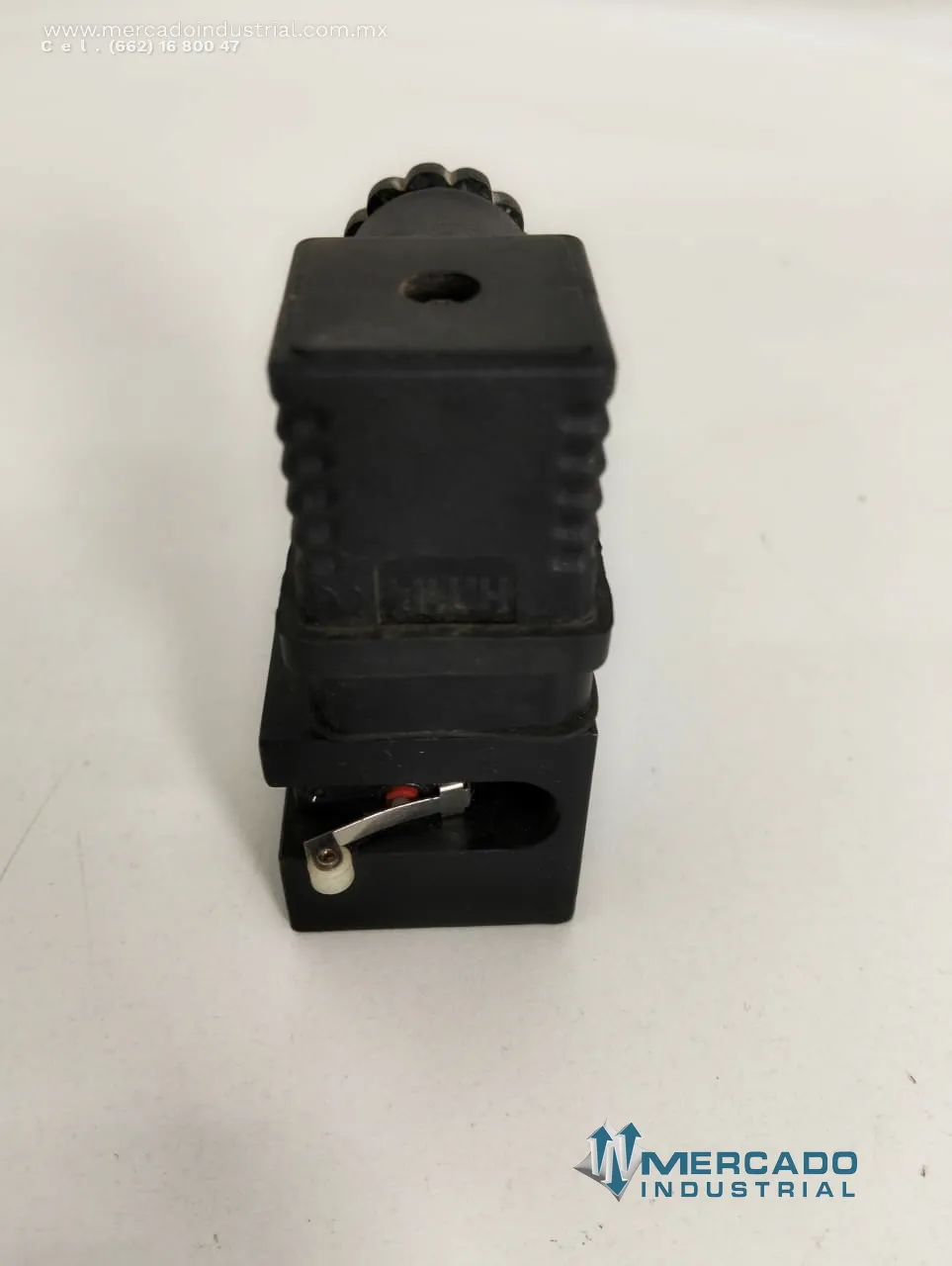 Interruptor de seguridad 24VDC parte S023263 marca H.T.P