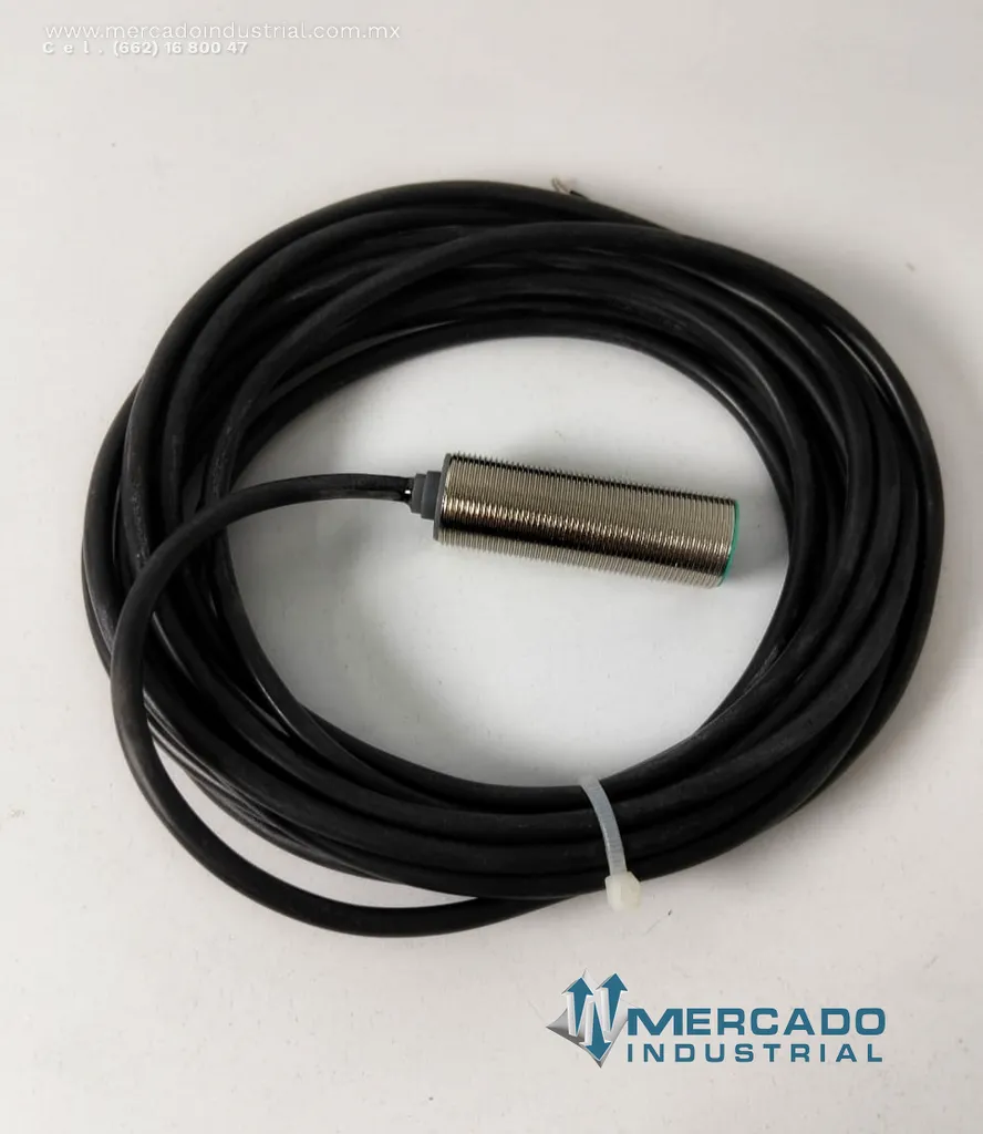 Sensor inductivo de proximidad 200 mA 30 VDC modelo NBB5-18GM50-E2 marca Pepperl+Fuchs