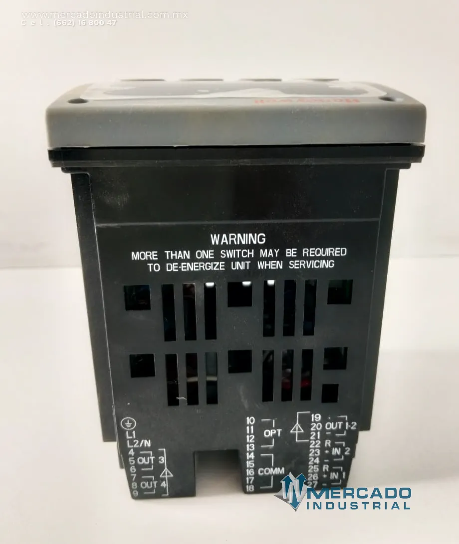 Controlador digital universal 18 VA 250 VAC modelo UDC2500 marca Honeywell