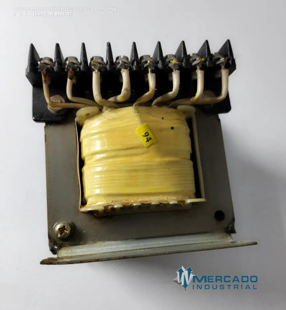 Autotransformador 5 A 32 V modelo 4AM5170-7AA marca Siemens