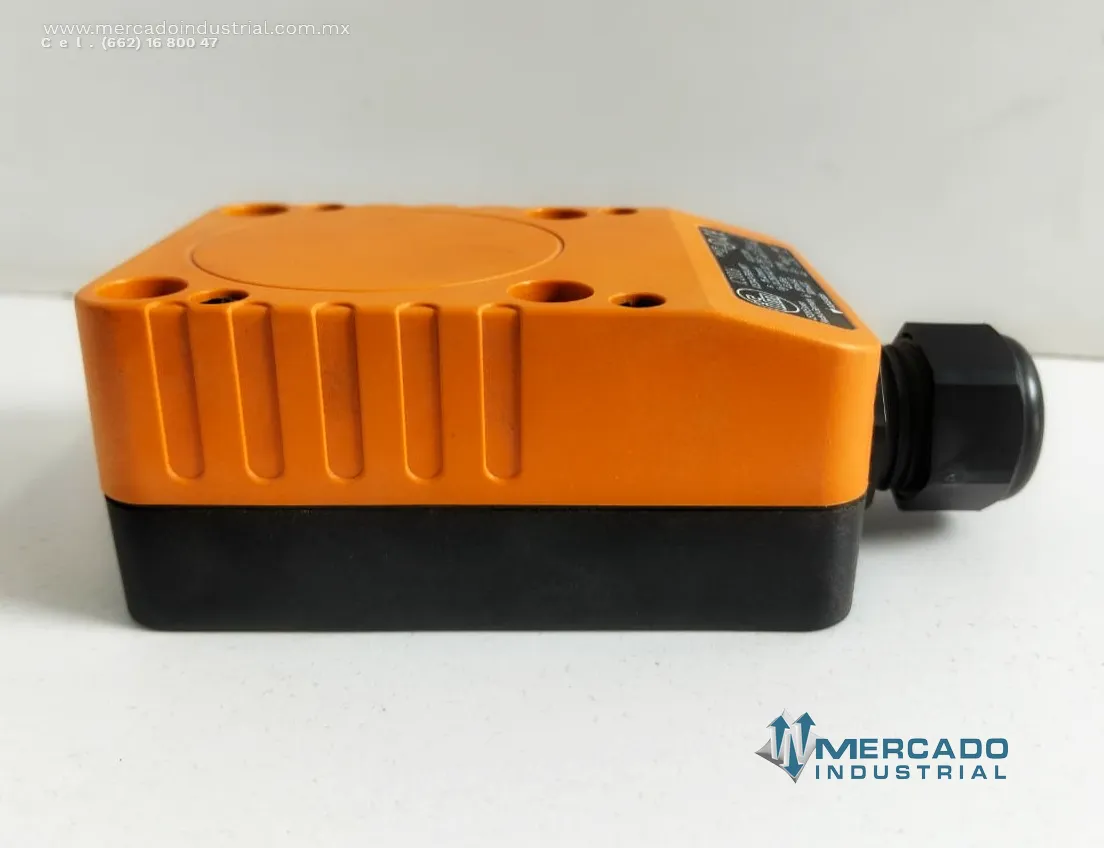 Sensor inductivo de proximidad 350 mA 250 VAC modelo IC0006 marca IFM
