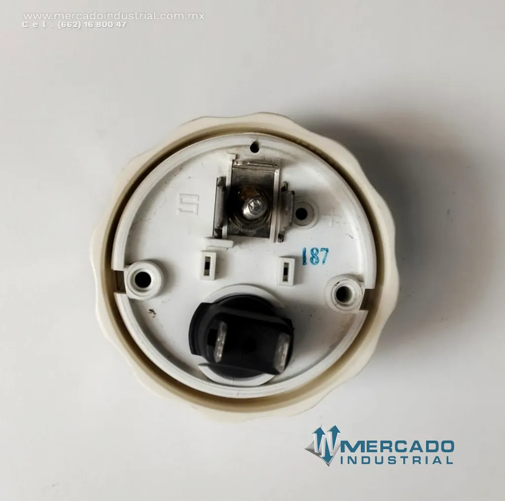 Manómetro de temperatura para aceite de transmisión 100-400 °F marca VDO