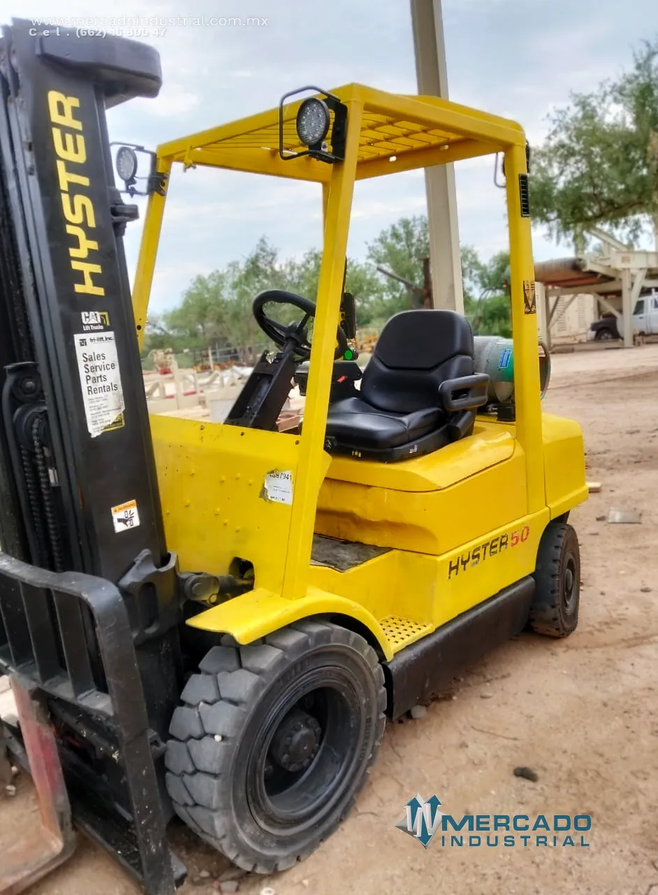Montacargas 5000lbs carga modelo H50 marca Hyster