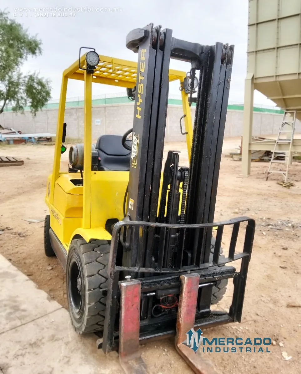 Montacargas 5000lbs carga modelo H50 marca Hyster