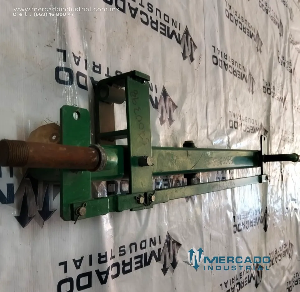 Ensamble de eje delantero 45 1/8'' parte 1822001 marca MANITOU