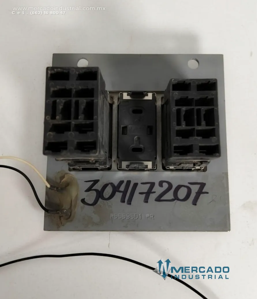 Módulo de interruptores eléctricos 24V parte R55535D1 marca Eaton