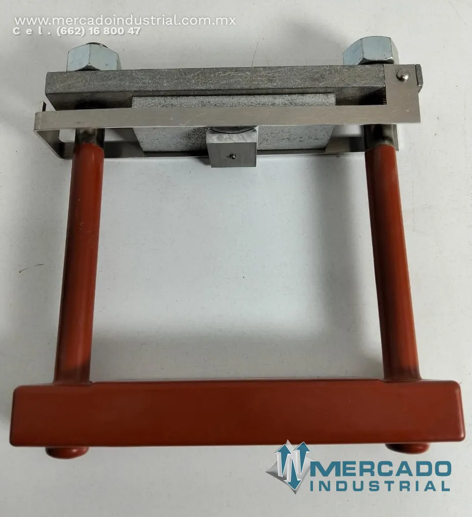 Sujetador de acero para montaje 8" x 7 1/2" parte 979E343-1