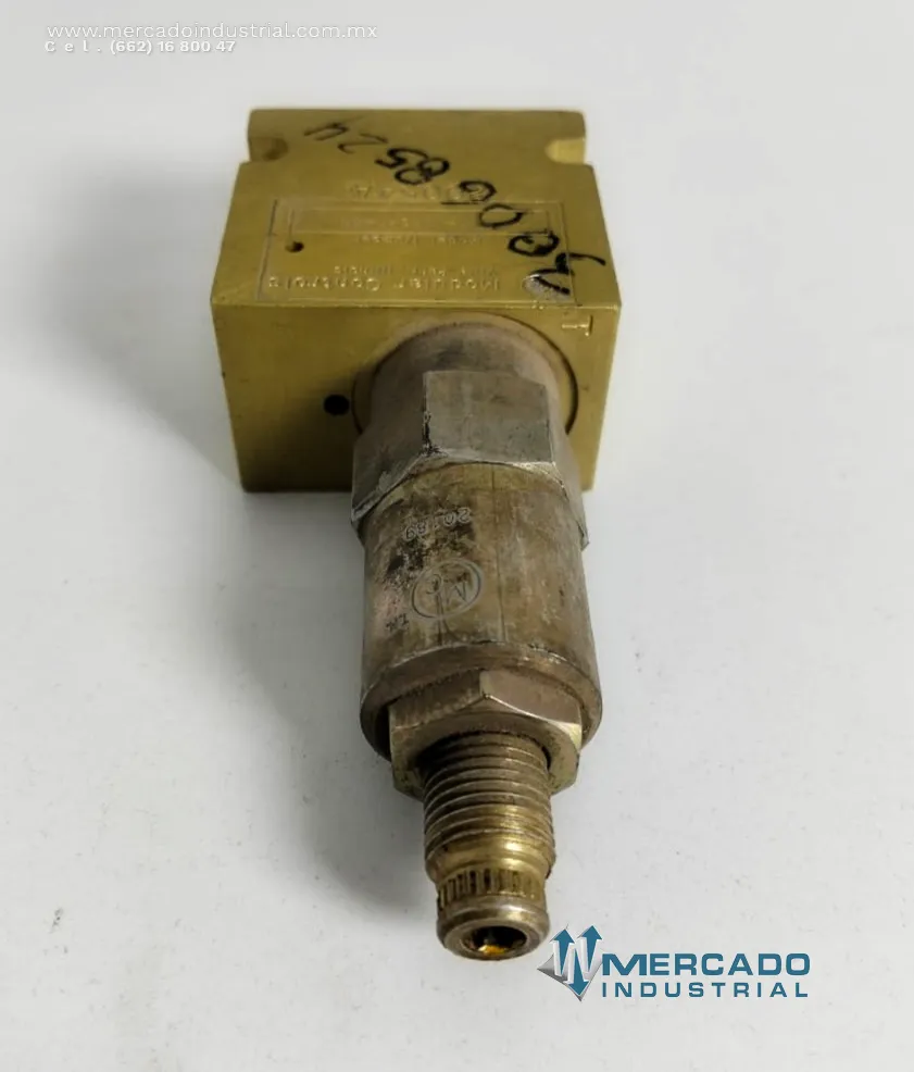 Válvula de alivio 5000 PSI modelo RV2-10-S-4-50 marca Modular controls