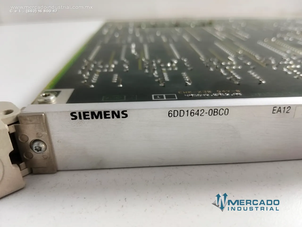 Módulo de salida analógica 10 mA 10 V modelo EA12 marca Siemens