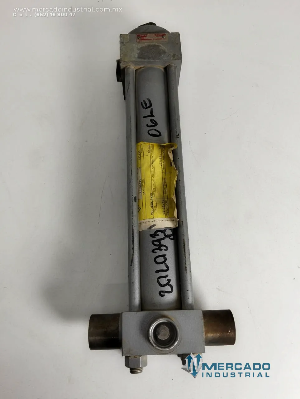 Cilindro hidráulico 15 3/4'' modelo 2HHTR10AK marca SHEFFPP