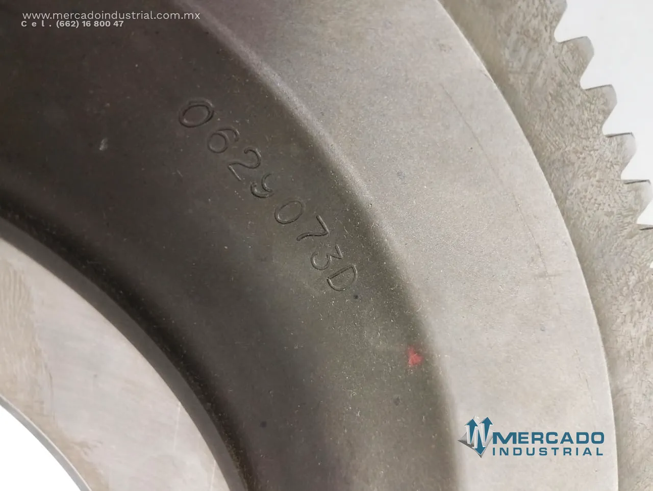 Engrane 12" parte 0629073D marca Caterpillar