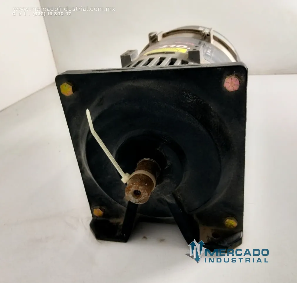 Generador eléctrico 5000/4000 W 3600 RPM 120/240 V modelo AB50 marca VOLT MASTER
