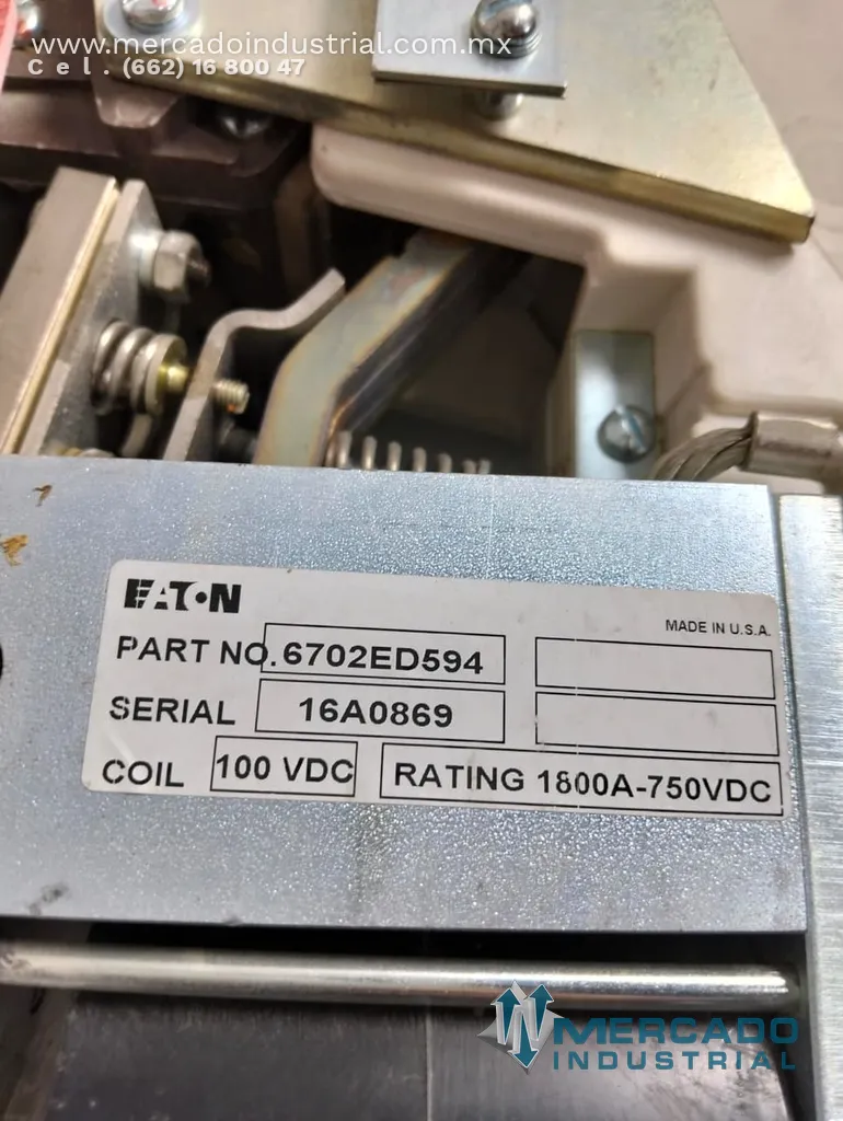 Contactor de potencia 1600 A 750 VDC parte 6702ED594 marca Eaton