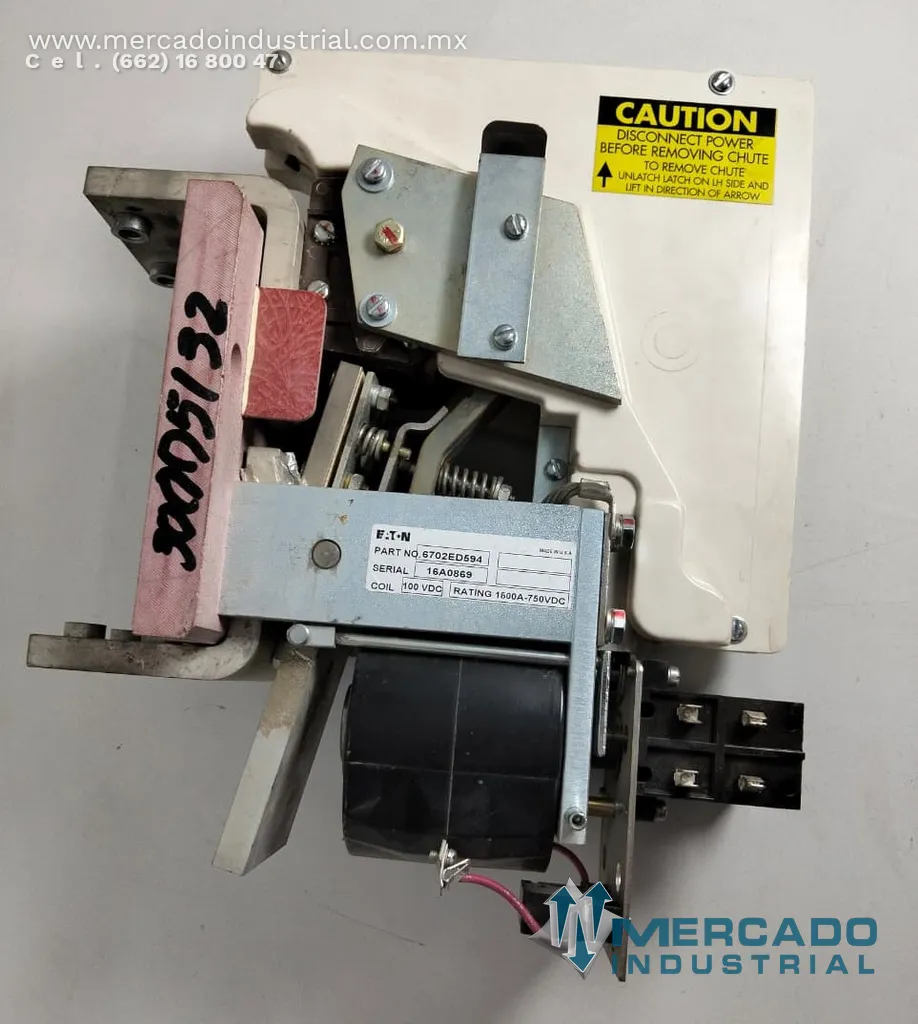 Contactor de potencia 1600 A 750 VDC parte 6702ED594 marca Eaton