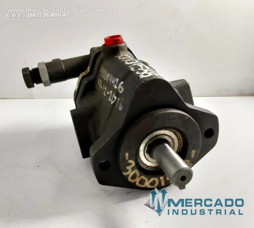 Bomba hidráulica de pistones axiales de desplazamiento variable 3000 PSI modelo PVB5 RSY marca Vickers
