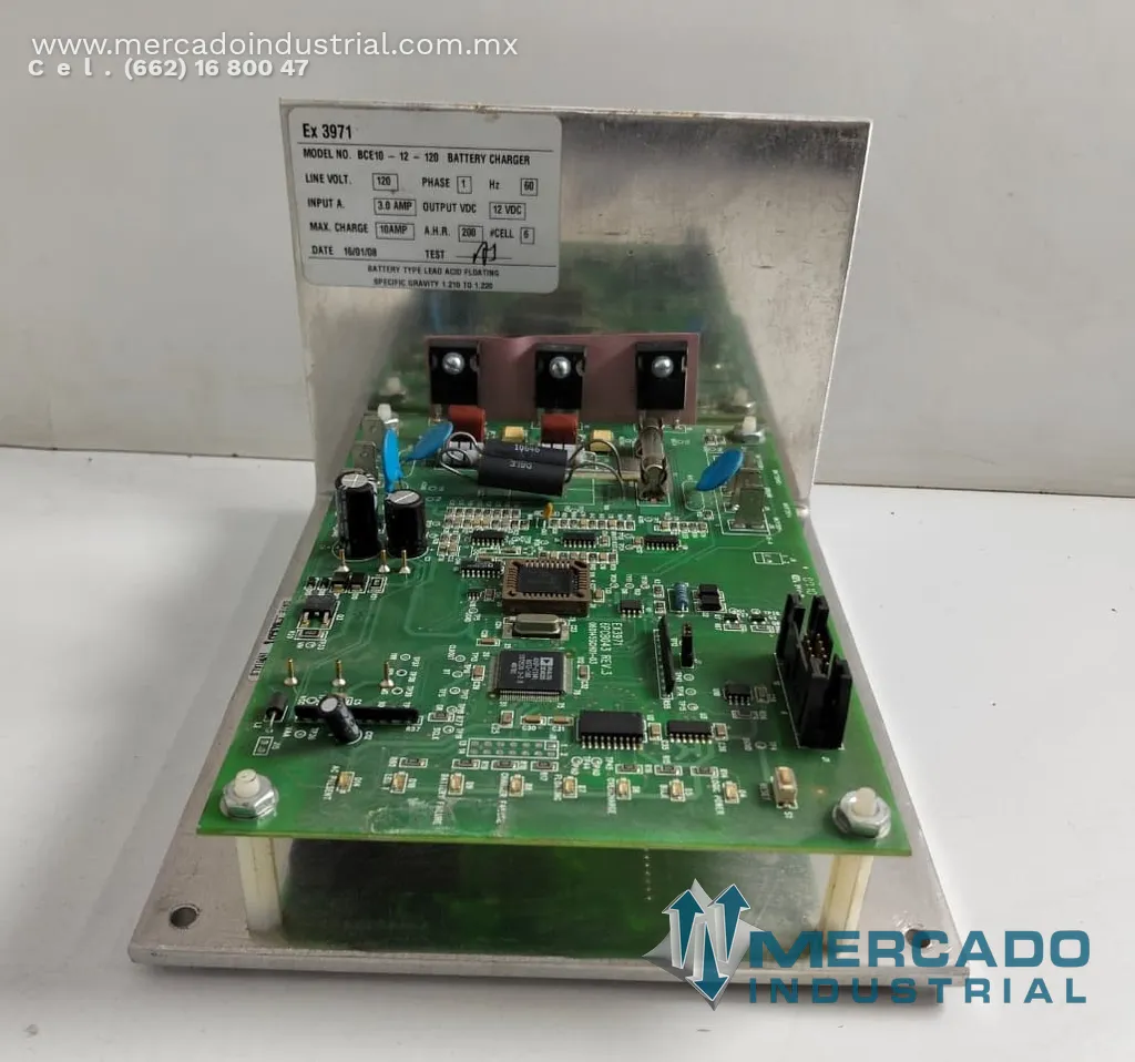 Cargador de baterías 10 A 120 VCA monofásico modelo BCE10-12-120 marca Tornatec