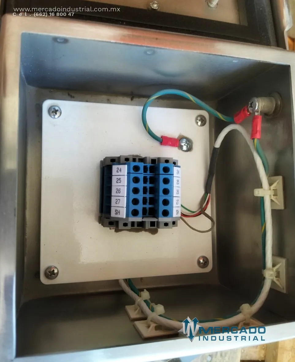 Caja de conexiones nema 4X modelo WRH-SS-060604 marca RALSTON